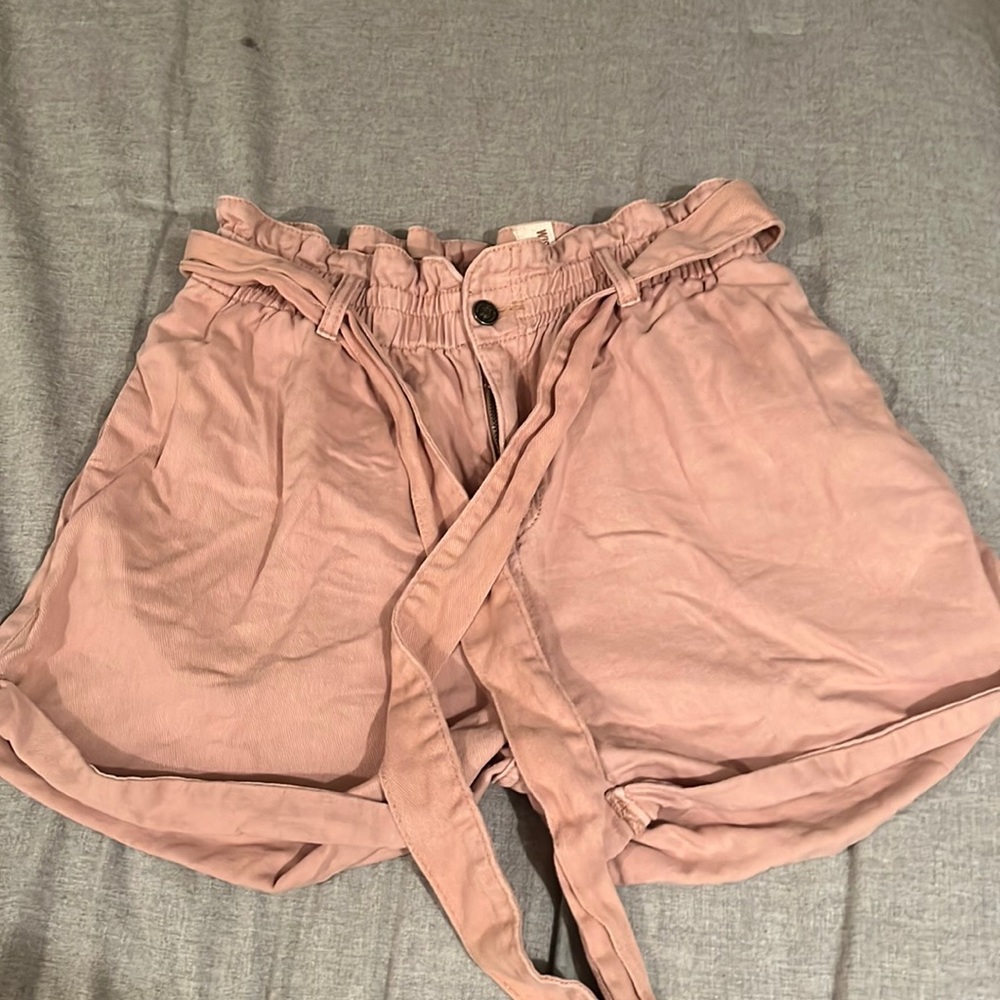 Wishlist paper bag shorts. Large.